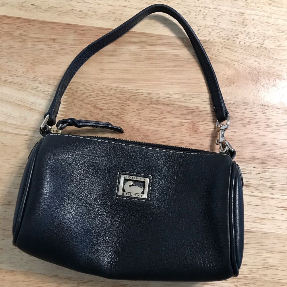 Small Dooney & Bourke Purse